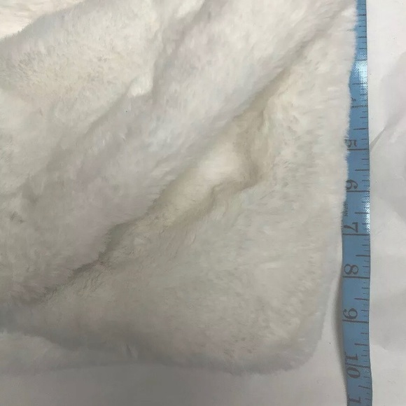 Ann Taylor Faux Fur Snood Gaiter Infinity Scarf - Picture 3 of 5